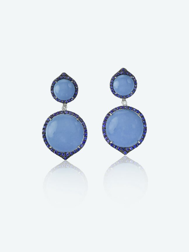 Blue opal sapphire