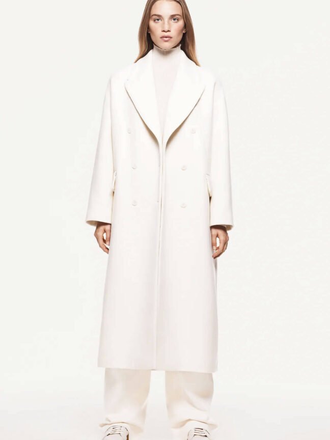 Short straight coat